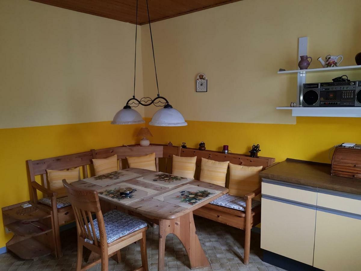 Ferienwohnung Zentrumsnah Esslingen am Neckar Esterno foto
